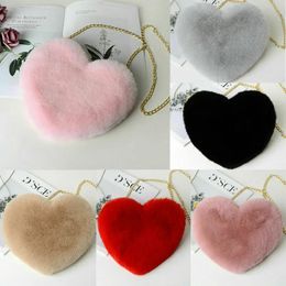 Sacs à dos en peluche Princesse Enfants Filles Sacs à main en peluche 16 couleurs Amour Épaule Poilu Sac Cadeau Saint Valentin Sac en forme de coeur Porte-monnaie 231215