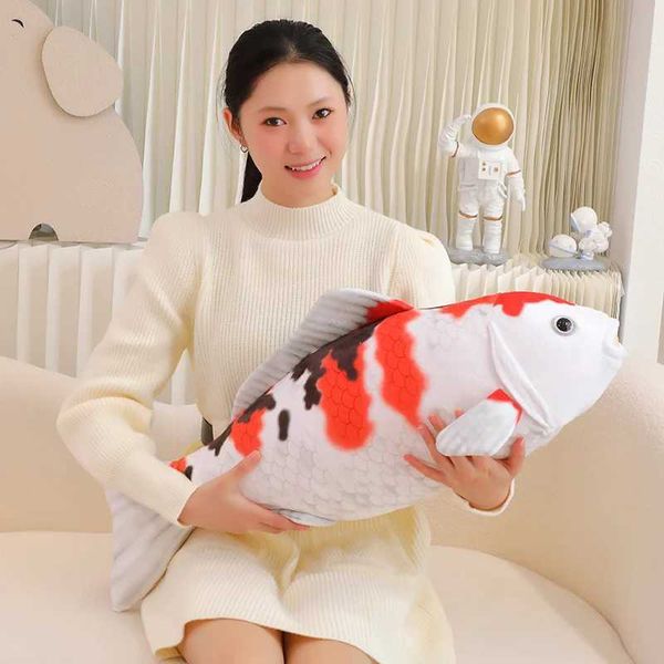 Cushions de felpa 1pc 75 cm Simulación Koi Fish Toyos Feates de peluche Almohada de peluche de peluche suave para niñas Sofá Decoración del hogar Regalos