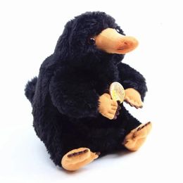 Poupées en peluche 18 cm bêtes fantastiques et où les trouver poupée Niffler jouet becs de canard noirs animaux en peluche doux pour enfants cadeau 231007