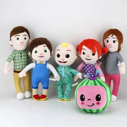 Pluche Poppen 20 Cm Kawaii Cocomelone Pop Cartoon Anime Familie Jj Papa Mummie Zus Broer Gevuld Zacht Voor Kinderen Gift 231218