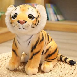 Poux en peluche 30 cm Animaux en peluche mous Tiger Toys Plux Pillow Animal Lion Kawaii Doll Cotton Girl Leopard Toys for Children Home Decor H240521 TNCV