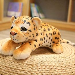 Poux en peluche 30 cm Animaux en peluche mous Tiger Toys Piège Pillow Animal Lion Kawaii Doll Cotton Girl Leopard Toys for Children Home Decor H240521 C5TC