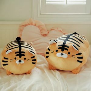 Poupées en peluche 45 cm Super doux en peluche imprimé gros tigre rond jouet en peluche motif de tigre coussin zèbre rayures cochon coussin de lit 231016