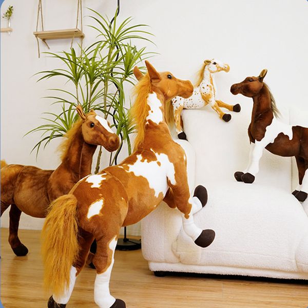 Muñecos de peluche Adorable Simulación Caballo Animal de peluche Muñecos de peluche Imagen realista de alta calidad Juguete personal clásico para niños Regalo 230525