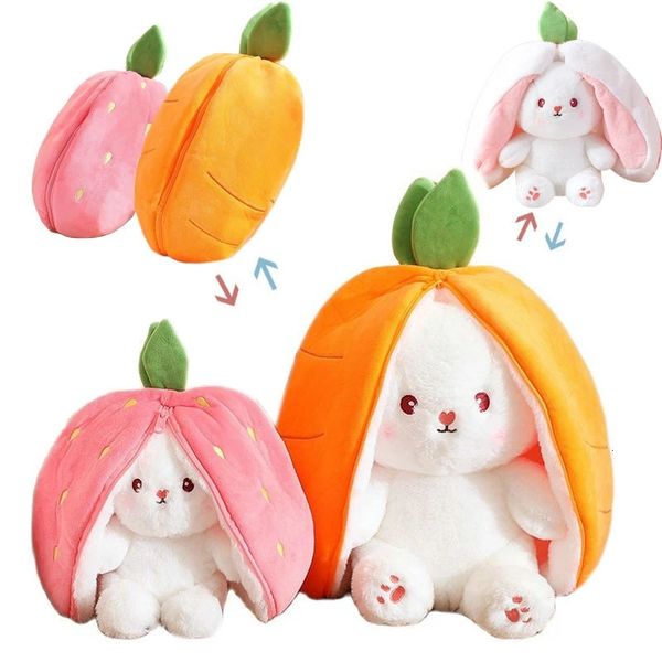 Muñecos de peluche Cosplay Fresa Zanahoria Conejo Juguete de peluche Bolsa creativa rellena en fruta Transformar Bebé Cuddly Bunny Plushie Doll para niños 230626