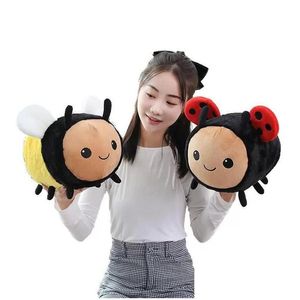 Poupées en peluche Poupée de Pâques Oreiller Garten Éducation précoce Jouets éducatifs Big Bee Animal Cadeaux pour enfants Cadeaux Animaux en peluche Drop Deliv Dh9Iz