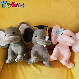 Poupées en peluche Graduation Elephant Plushie Elephant dans Doctoral Cap Jouets pour diplômés Party Toys Mignon Enfants Bébé Enfants Kawaii Cadeaux Jouet 230920