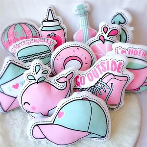 Poupées en peluche INS rose Girly imprimé oreiller dessin animé Hamburger chaussures guitare dauphin coussin coussin décor à la maison jouets pour enfants Noël Gif 220927