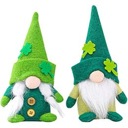 Decoraciones de elfos de peluche Sombrero verde Muñeca Sin rostro Ancianos Festival irlandés Trébol de la suerte Adornos colgantes Decoraciones CPA4456