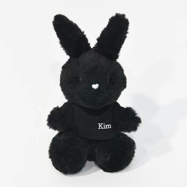 Portachiavi in peluche 1-2 pezzi Animale del fumetto 13 CM Matined Kim Nero Peluche Ciondolo Benny Rabbit Abbigliamento Zaino Decorazione come regalo di festa per un amico 230925