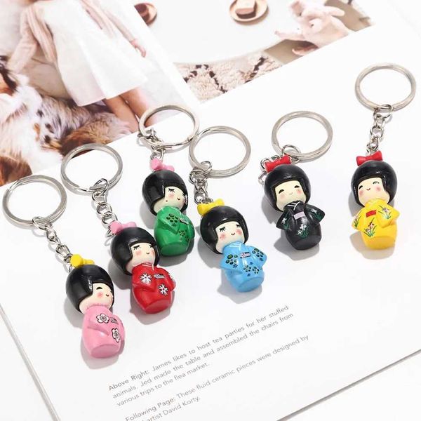 Huile de clés en peluche 1 Japonais Kimono Girl Keychain Ring Cartoon Doll Poldchain Puppet Charm Pendant Pendre Couleurs mixtes S2452803