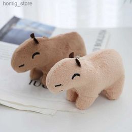 Plush Keychains 12 cm Simulatie Capybara Plush speelgoed Gebouwde dieren Keychain Keyring Zachte donzige Capybara -poppen Bag Cars Key Paarden Accessoires Y240415