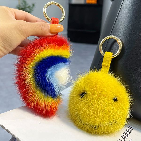 Porte-clés en peluche Mignon arc-en-ciel véritable fourrure de vison porte-clés sac pendentif à breloque en peluche Smiley ornements jouet clé de voiture anneau en métal bibelots fille cadeau d'anniversaire 230921