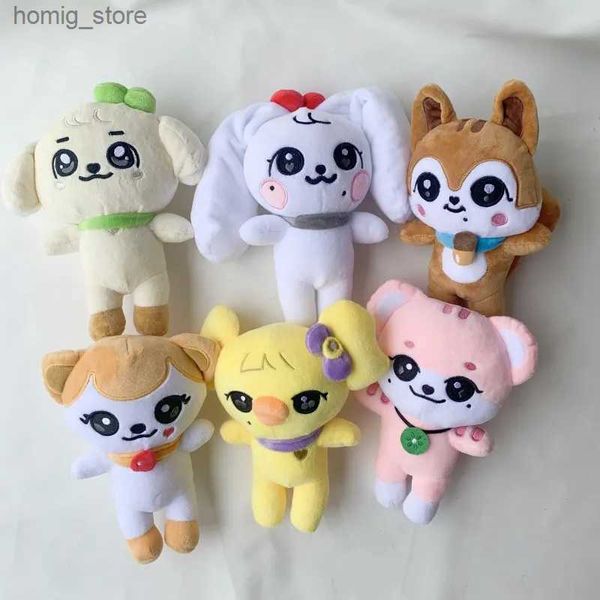 Porte-clés en peluche kpop ive cerise en peluche kawaii dessin animé jang a gagné la jeune peluche poupée mignonne toys oreillers de décoration à la maison y240415