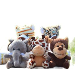 Plush Keychains Groothandel 20 -stks/perceel 10 cm schattige dieren Zoo olifant Lion Tiger Monkey Plush Toys Keychain Pendants Party Gifts 10 Styles 230818