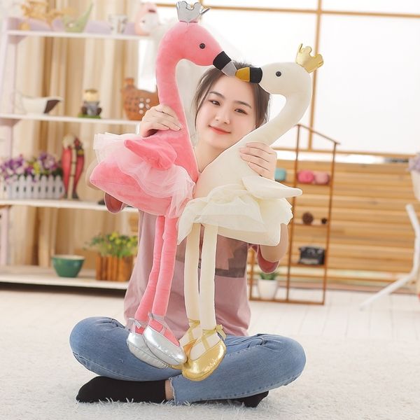 Oreillers en peluche Coussins 1PC 35CM cygne jouets en peluche mignon poupée flamant rose en peluche animal doux ballet avec couronne bébé enfants apaiser jouet cadeau pour fille 230603