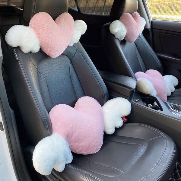 Oreillers en peluche Coussins Oreiller de tête de voiture oreiller de cou dessin animé mignon amour coeur dos oreiller taille oreiller siège coussin de dossier automobile décoration intérieure 230707