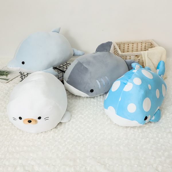 Oreillers en peluche coussins animal de mer en peluche dauphin baleine requin phoque corps de dessin animé pour bébé enfants dormir accompagner décor de chambre 230922