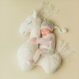 Peluche Mur Stuff né Pographie Cheval Posant Oreiller Coussin Props Garçon Fille Jouet Pour Bébé Po Shoots Studio Prop Fotografia Accessoires 230701