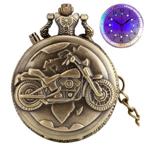 Relojes de bolsillo Bronce Luminoso LED Dial Motocicleta Moto MOTO Cuarzo Reloj de bolsillo Cadena Tallada Steampunk Cadena Bolsillo Fob Reloj Reloj Regalos 230208