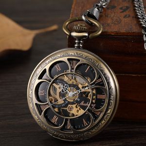 Pocket horloges Bronze mechanische handwind pocket horloges Romeinse cijfer dial skelet mechanisch flip horloge mannen klok met fob chain cadeaubon 230208