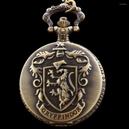 Relojes de bolsillo Corona León Escudo Reloj de cuarzo en relieve Retro Accesorios de cadena para hombres y mujeres Collar Colgante Regalo de joyería