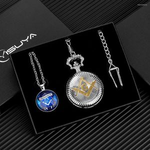 Relojes de bolsillo Freemason Watch Set Moda Plata Cuarzo Colgante Reloj Letra G Collar Accesorios Caja de regalo Tarjeta de felicitación para el padre