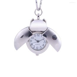 Montres de poche bijoux créatifs petite montre sept étoiles Design Mini horloge à pois cadeau pour hommes femmes
