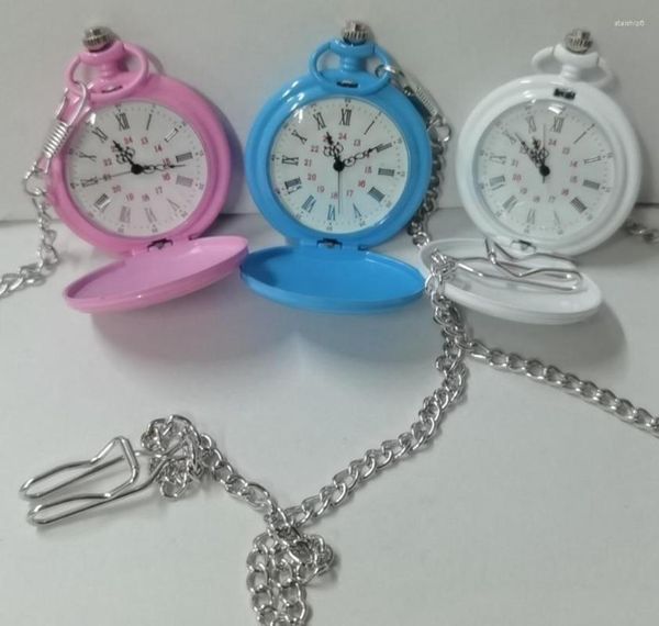 Relojes de bolsillo de lujo con superficie de color liso, caja roja, rosa y azul, reloj de cuarzo para hombre, número romano, pantalla, cadena Fob, reloj colgante