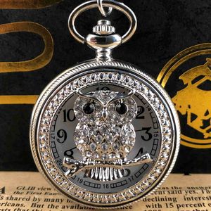 Pocket horloges Multi-diamond Silver Hollow Quartz Pocket Ladies Collection Souvenir hanger met ketting fobs cadeau voor vrouwen Y240410