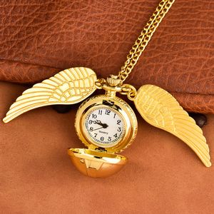 Montres de Poche Collier Montre de Poche Top Luxe Or Boule Montre de Poche Petites Ailes Collier Pendentif Horloge Cadeaux pour Enfants Enfants Souvenir Cadeaux 230724