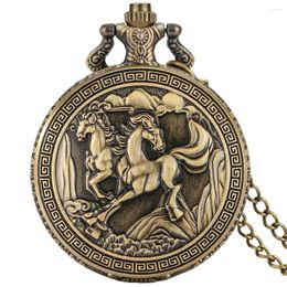 Relojes de bolsillo Old Fashion Double Horses Full Watch Collar de bronce Reloj Caballero de cuarzo Analógico Dial Retro Regalo Regalo unisex