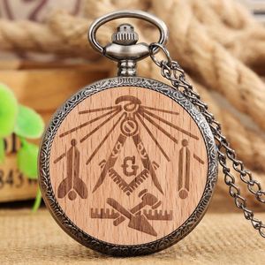 Montres de poche Collier de montre en quartz Couverture en bois sculpture franc-maçonnerie Retro Pendant Corloge de pendentif pour hommes Reloj de Bolsillo