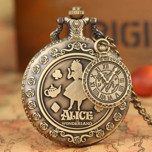 Relojes de bolsillo Retro Bronce Alice Watch Poker Carrusel Accesorio Números arábigos Collar de cuarzo Colgante Regalo creativo para niña Mujer 231216