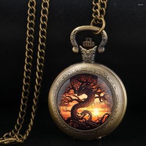 Montres de poche Retro Classic Tree of Dragon Bronze Quartz Watch For Women Collier Men Pendre Unique Clock Chainwatch Gift Accessoires