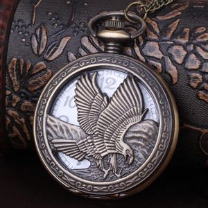 Pocket horloges vintage holle carving kwarts horloge voor mannen dames adelaar vogel gegraveerde kast fob keten bronzen klokcollectie cadeau