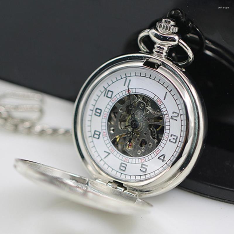 Pocket Watches Vintage Hollow Unisex Watch Carved Roman siffror Fall Mekaniska presentgåvor Klocka smycken
