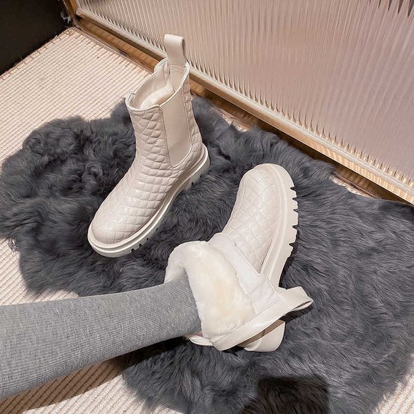 Pofulove bottes hiver femmes fourrure en peluche chaussures chaudes en cuir bottines noir blanc plate-forme plate Chelsea Botas L221018