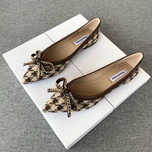 Puntige Platte Damesschoenen 2023 Nieuwe Houndstooth Boog Dames Comfortabel en Veelzijdig Zachte Bodem Vier Seizoenen Werk 231024