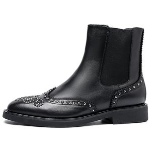 Bottes d'hiver pointues à la main Martin Black Toe Formal Dress Chaussures de la cheville en cuir authentiques pour hommes 110