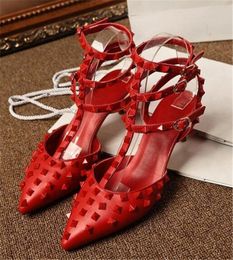 Femmes pointues sexy new fashion toe rouge noir nude rivet pompes trois bretelles minces hautes cm cm cm talons chaussures