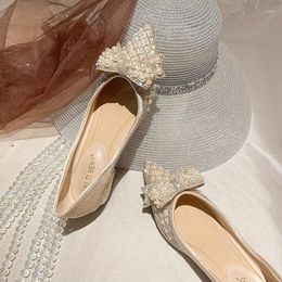 Robe pointue chaussures françaises 182 simples femmes 2024 douce soirée diamant louche été femmes 14754