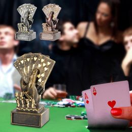 Pokerkaarten in handbeeld goud speelkaarten trofeeën met gepersonaliseerde Royal Flush Modern Home Decor met aangepaste gravure