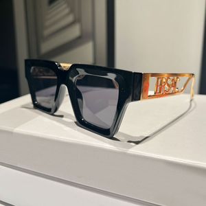 Polarizado para gafas de sol Gafas de sol Diseñador Mujeres Hombres Vidrio de sol Diseño de letras clásicas Gafas Adumbral Opción de color Anteojos es