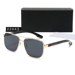 Lunettes de soleil polarisées Lunettes de soleil Desinger pour hommes 2024 Nouveau cadre en métal Jambes de miroir incurvées avec boîte noire pour hommes et femmes Nuances de conduite d'été P22443