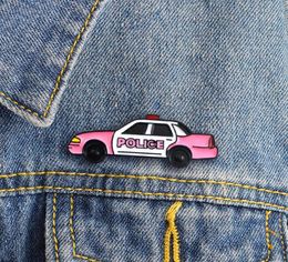 Voiture de Police POLICE rose blanc mignon personnalité spéciale marée nouvelle broche créative dessin animé revers Denim Badge8647543