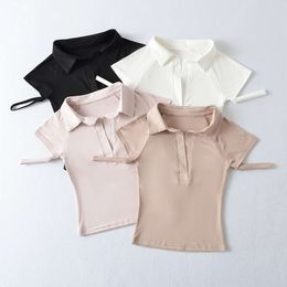 T-shirt à manches à manches courtes en collier et poignet de polo pour les femmes 2023 Été Nouveau désir pur désir Slim Fit Short Top