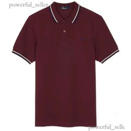 Polo Shirt Nouveau Designer Business T-shirt Fred Perry 2023 Mode Luxe Classique Été Coton Épi de Blé À Manches Courtes Hommes et Femmes Croissant Broderie 992