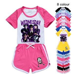 Polos Addams Rabu Setelan Baju Anak Perempuan Musim Panas Olahraga Print Lengan Pendek Kaus Celana 2 Potong 230516