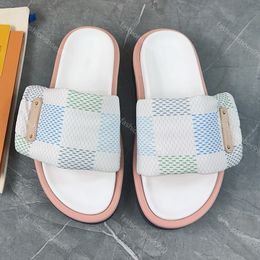 Punle Comfort Slippers Diseñador Diapositivas Sandalias de plataforma de mujeres Classic Summer Beach al aire libre zapatos casuales de mezclilla Slip Satripe Slipper 35-45 Calidad 10a con caja